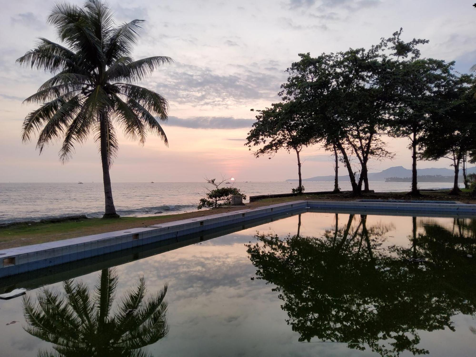 Hotel Kumala Samudra Cikakak Bagian luar foto